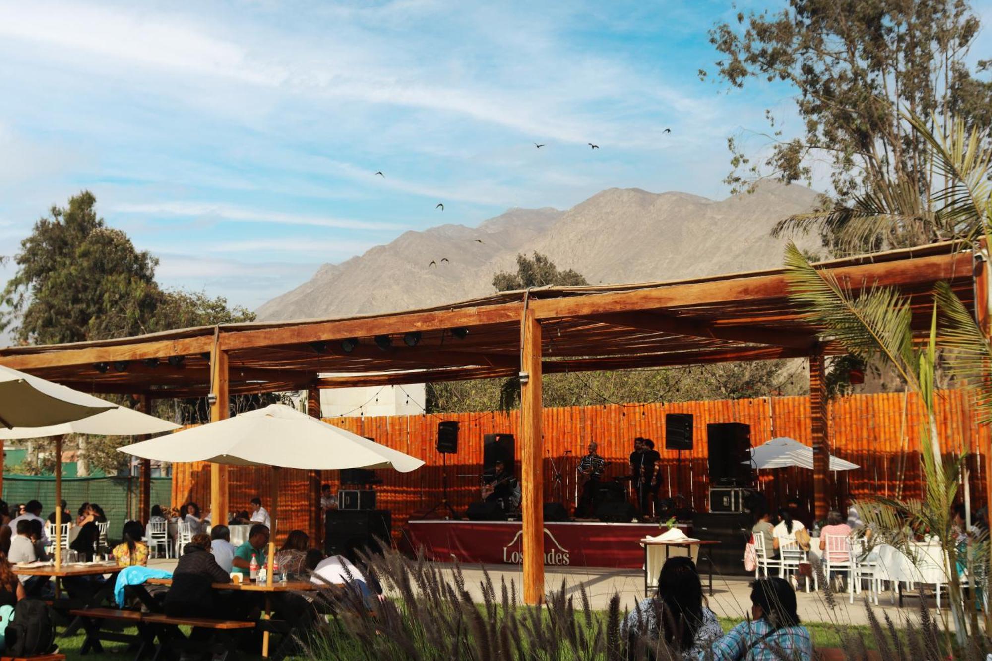 Los Andes - Restaurant & Bungalows Сиенегия Екстериор снимка