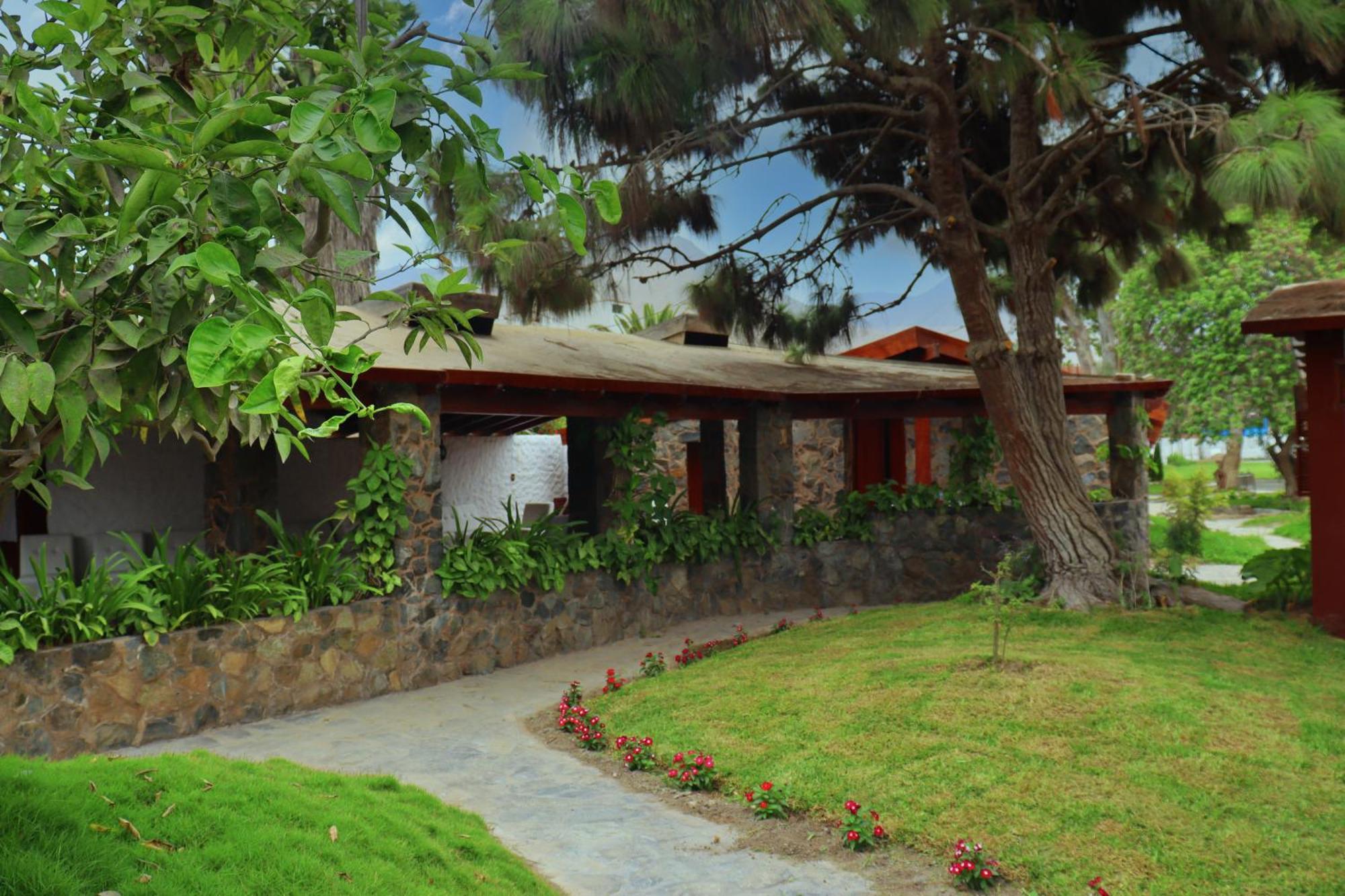 Los Andes - Restaurant & Bungalows Сиенегия Екстериор снимка
