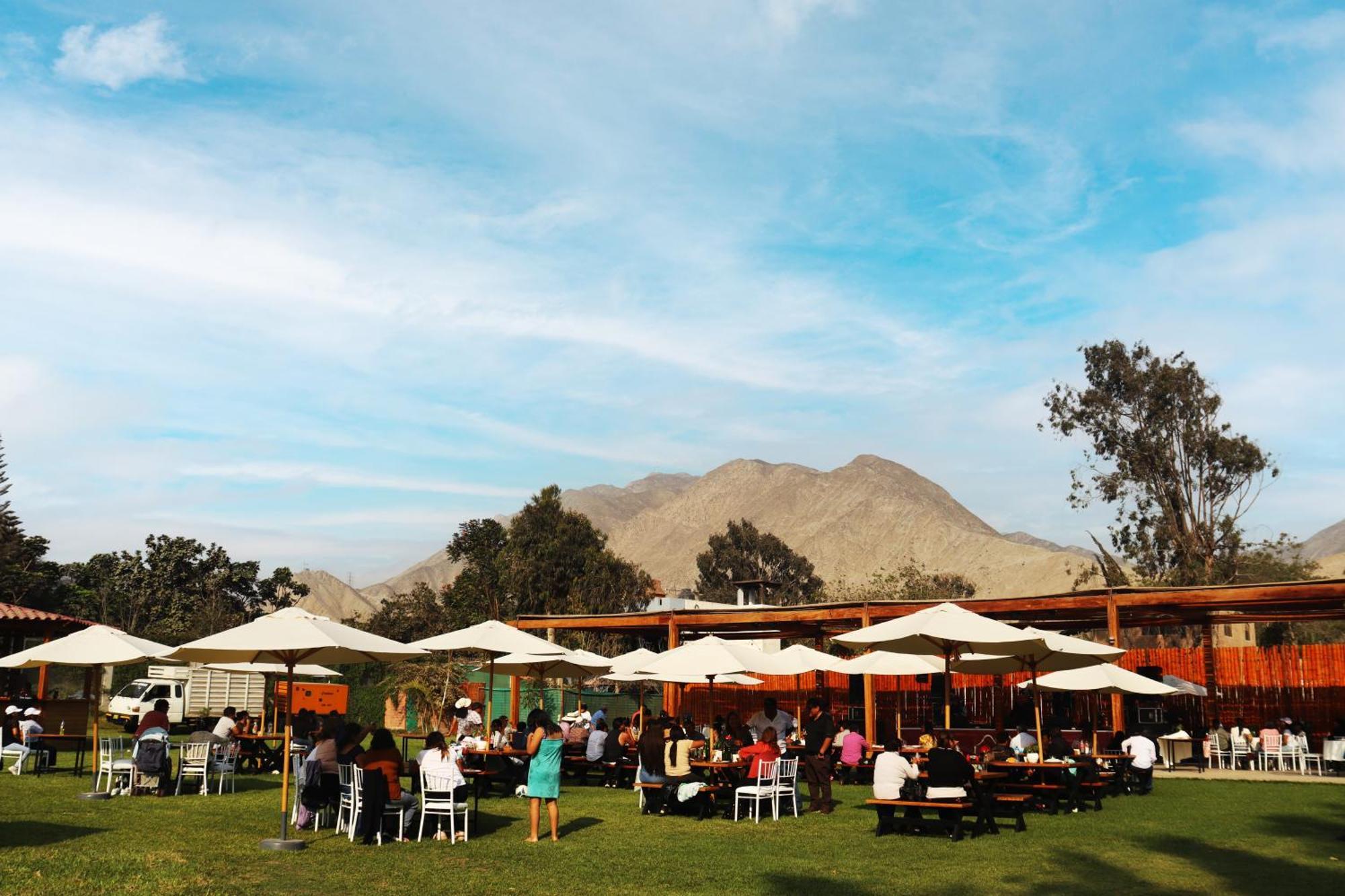 Los Andes - Restaurant & Bungalows Сиенегия Екстериор снимка